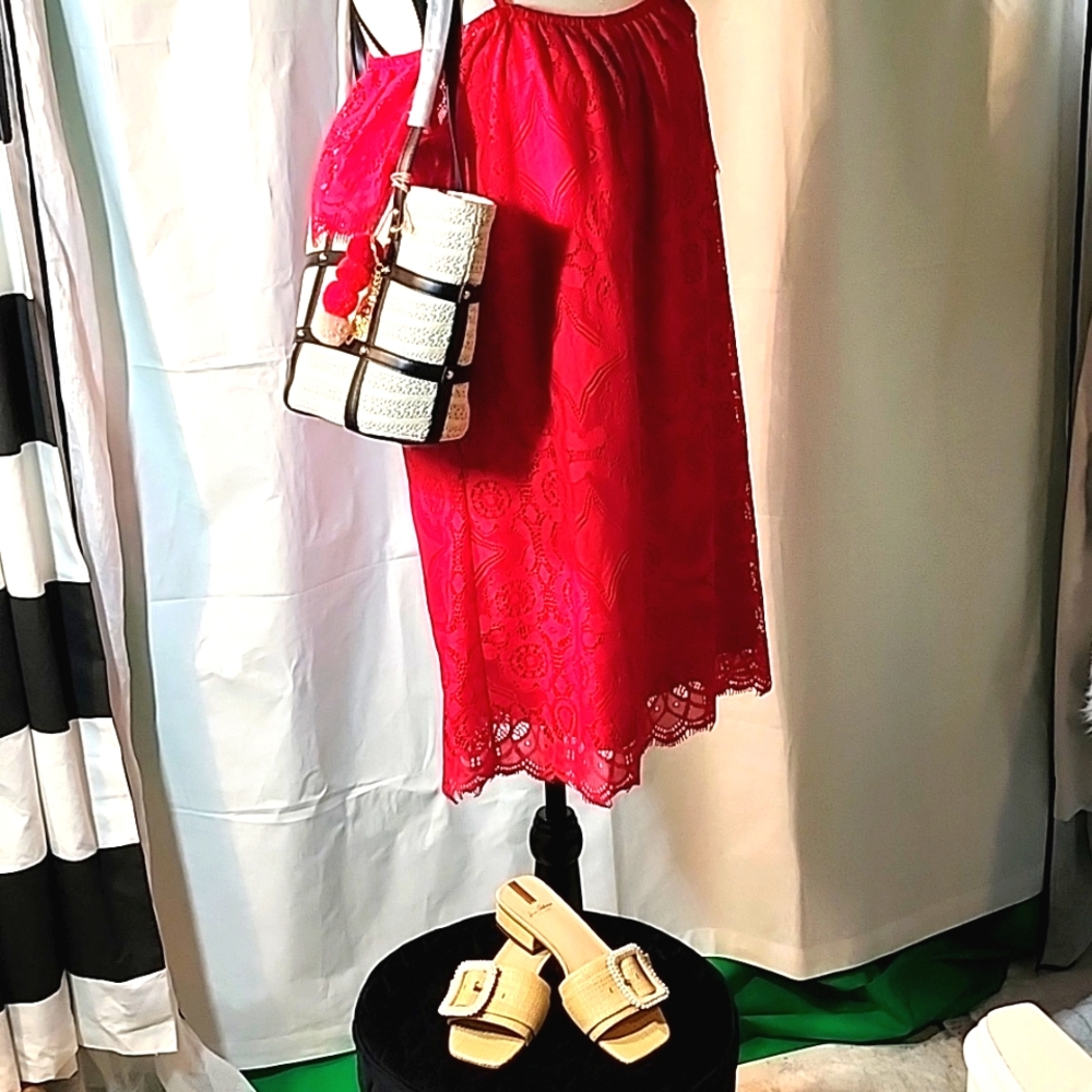 no Comment, red Dress - Picture 4 of 6